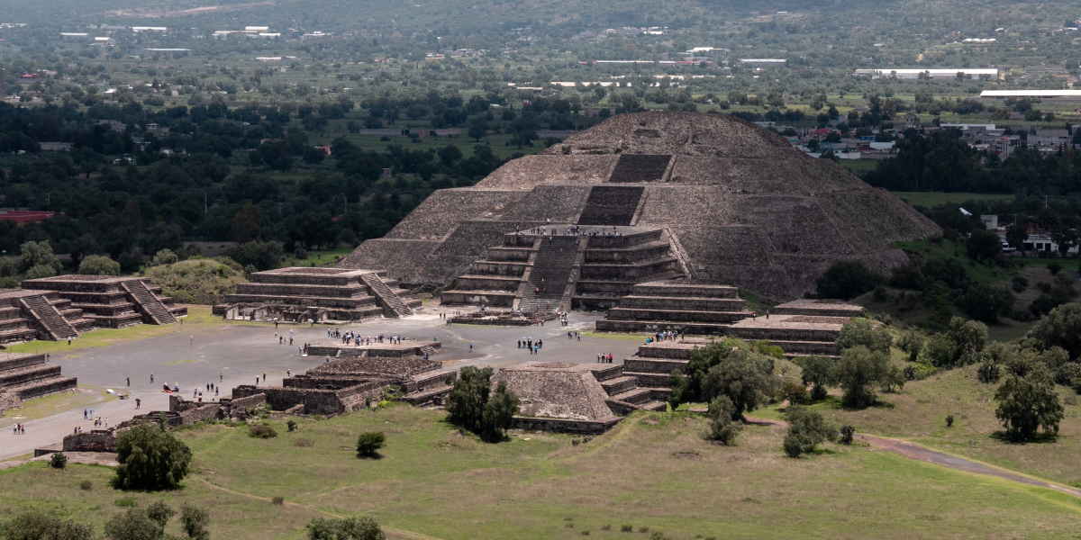 Tours y actividades en Monte Albán: guía para aprovechar tu visita.